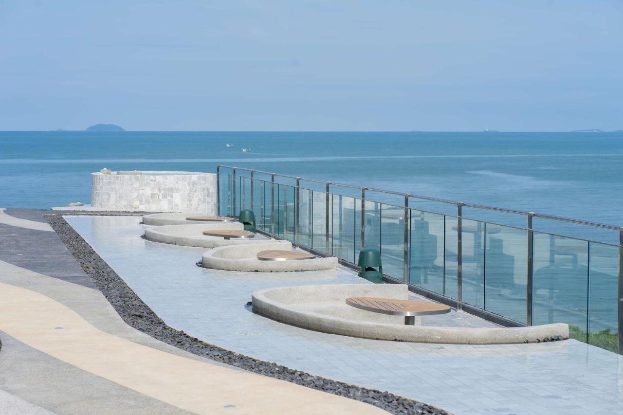 Bayphere Hotel Pattaya Jc Na Chom Thian Buitenkant foto The viewing platform