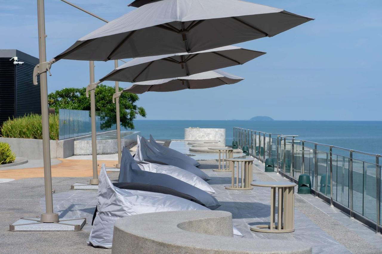 Bayphere Hotel Pattaya Jc Na Chom Thian Buitenkant foto The Sky Bar
