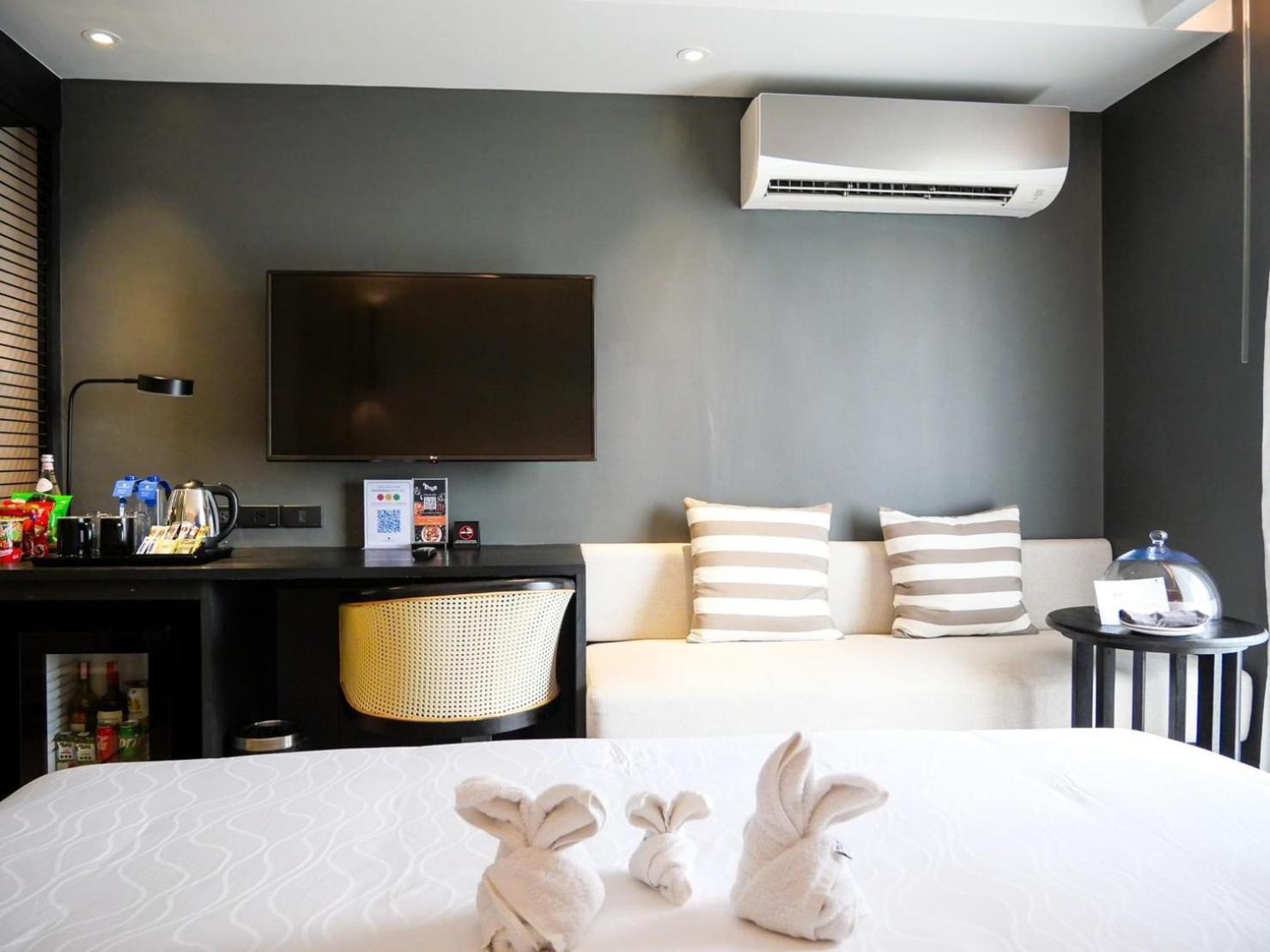Bayphere Hotel Pattaya Jc Na Chom Thian Buitenkant foto